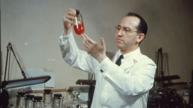 8 Things You May Not Know About Jonas Salk and the Polio Vaccine - HISTORY