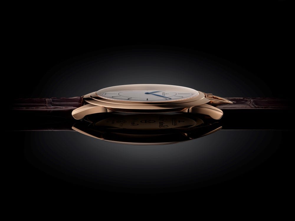https://www.essentialhomme.fr/wp-content/uploads/2020/08/Jaeger-LeCoultre-Master-Ultra-Thin-Kingsman-x-Mr-Porter-5.jpg