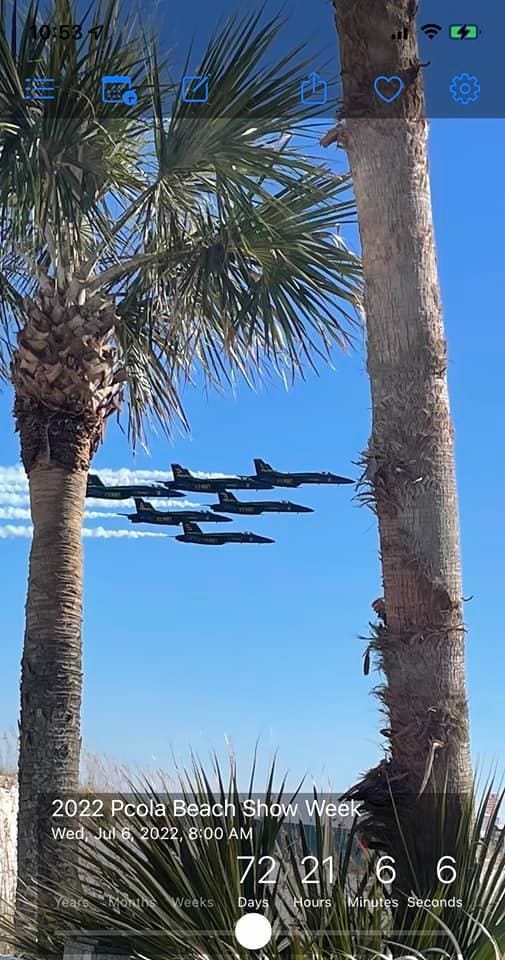 May be an image of airplane, palm trees, outdoors and text that says '2022 Pcola Beach Show Week Wed, Jul6 2022, 8:00 AM 72 7221 722166 21 Days Hours Minutes Seconds'