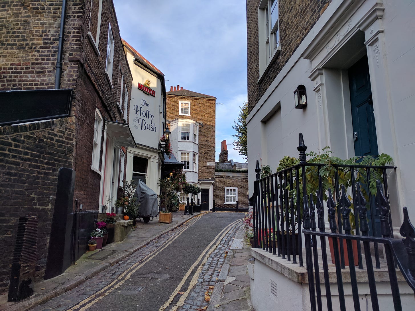 A photo of a narrow street in Hampstead London neighbourhood