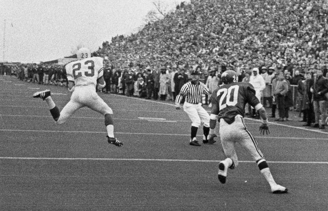 Game of the Century, Texas vs. Arkansas, lived up to hype 50 years ago