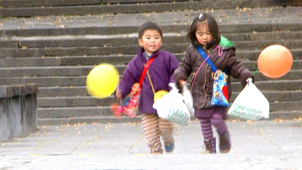 Horrifying or cute: Netflix's 'Old Enough!' documents the adventures of  toddlers running errands solo (VIDEO) | Showbiz | Malay Mail
