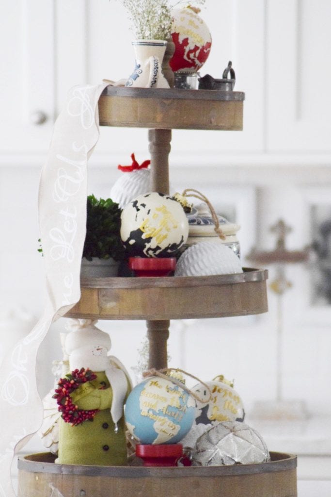 tiered-tray-for-christmas