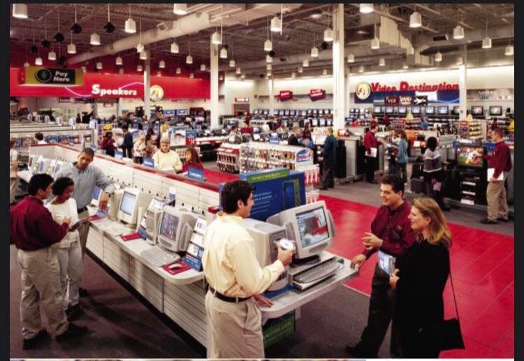 Inside a typical Circuit City store from their 1999 annual report: 90sdesign
