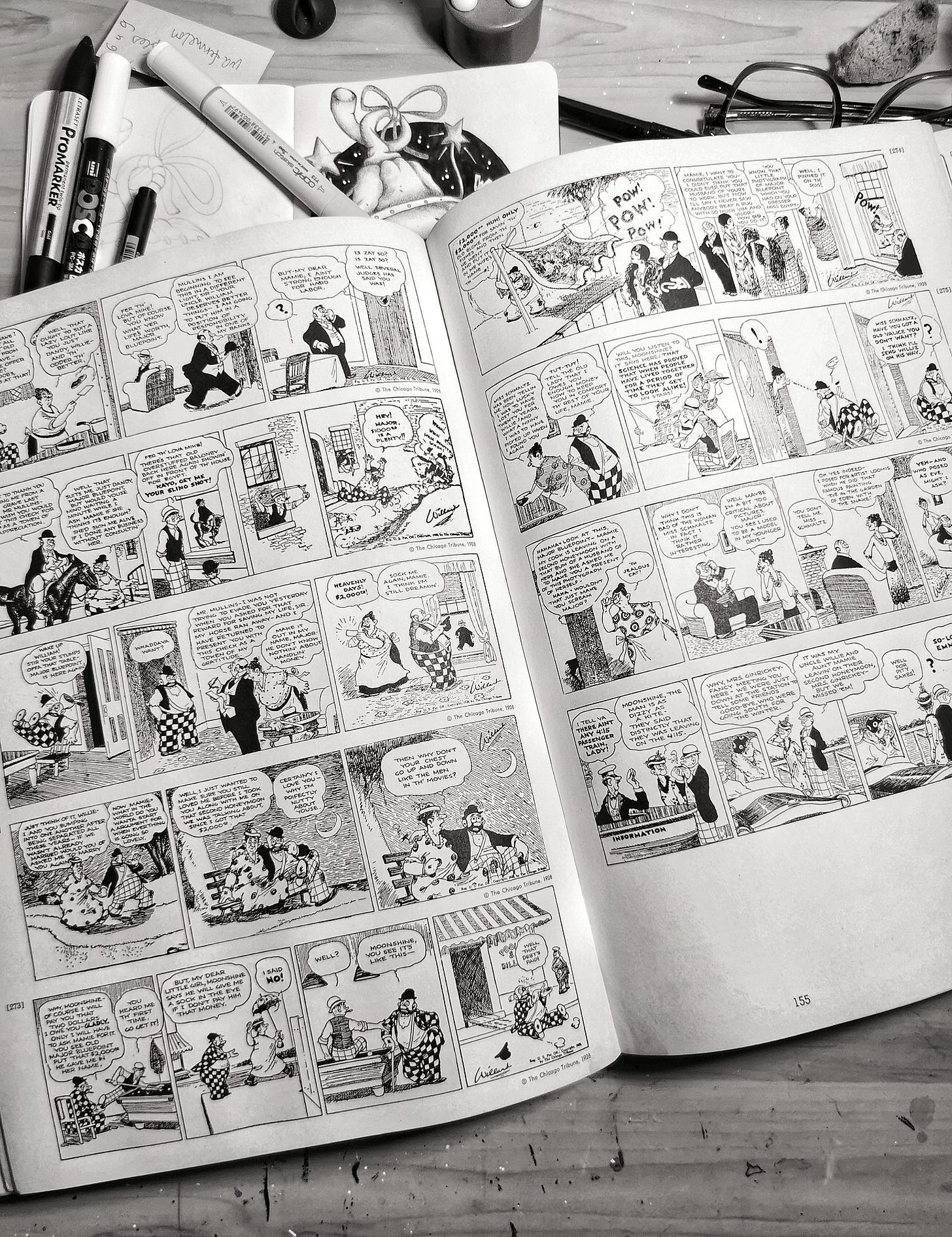 the smithsonian collection of newspaper comics book