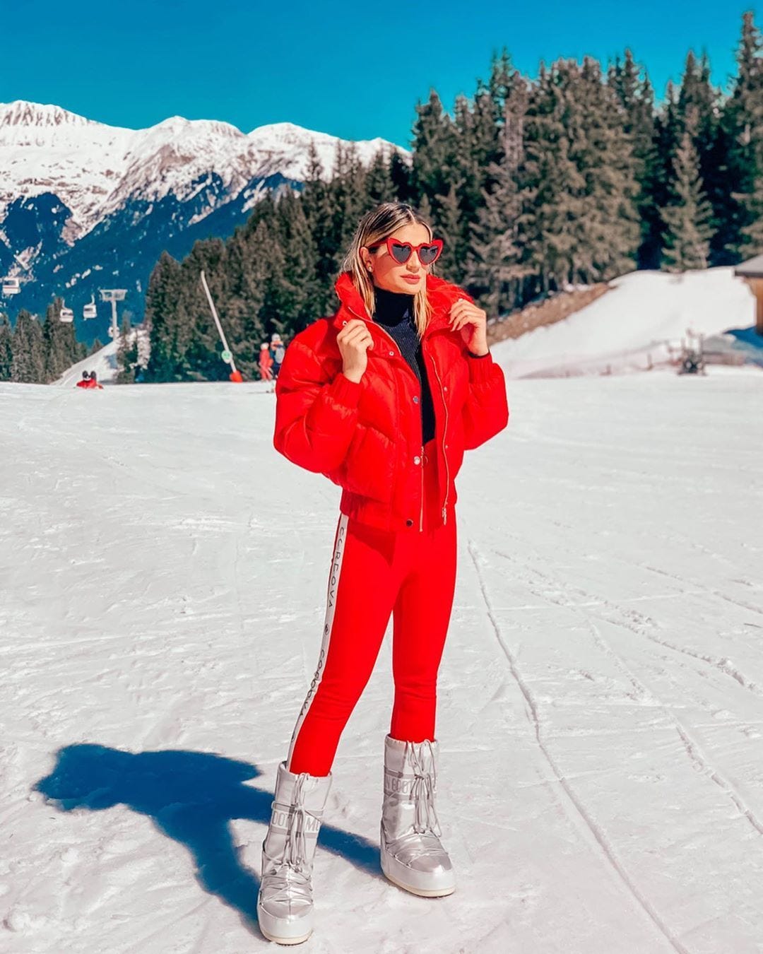 Thássia Naves в Instagram: «Almost that time of the year... ❤️❄️🎿 can&#39;t  wait @lasivoliere! Wohooo! #thass… | Skiing outfit, Winter fashion outfits,  Ski trip outfit