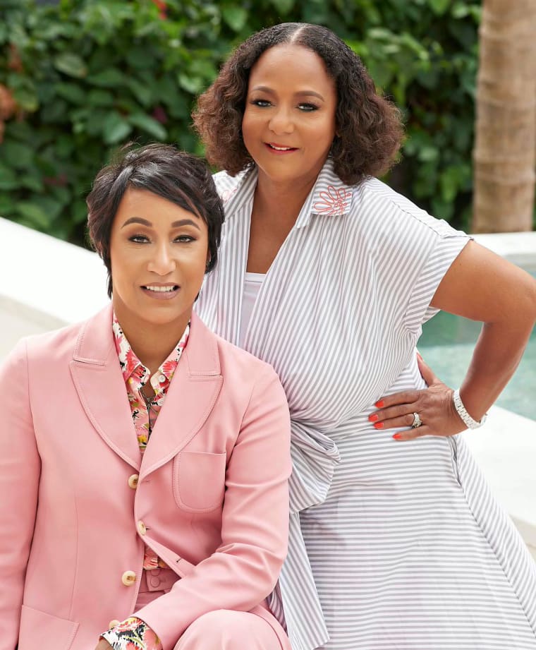 Fashion Fair cosmetics has been revived under the helm of two entrepreneurs,
Desiree Rogers and Cheryl Mayberry McKissack.