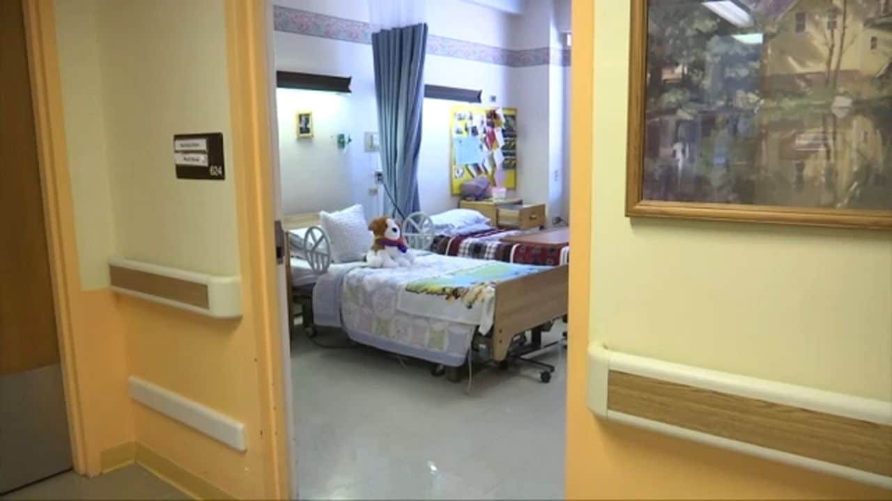 Legislation moves forward allowing nursing home residents to have pair of visitors