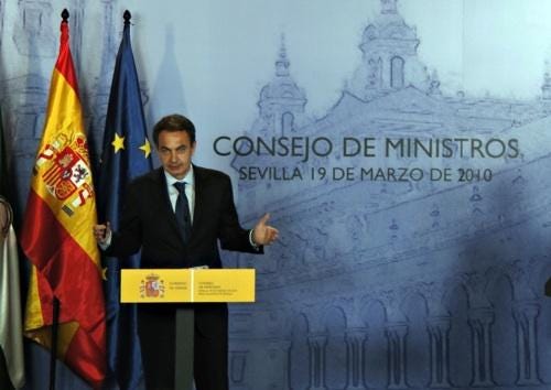 Zapatero callado sobre la ley Sinde
