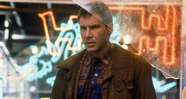 Blade Runner : Rick Deckard (Harrison Ford) traque les répliquants imaginés  par Philip K.Dick, avant de partir en 2049 | Toutelatele