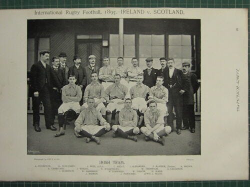 1897 PRINT INTERNATIONAL RUGBY 1895 IRELAND V SCOTLAND IRISH TEAM NAMED THOMPSON - Picture 1 of 3