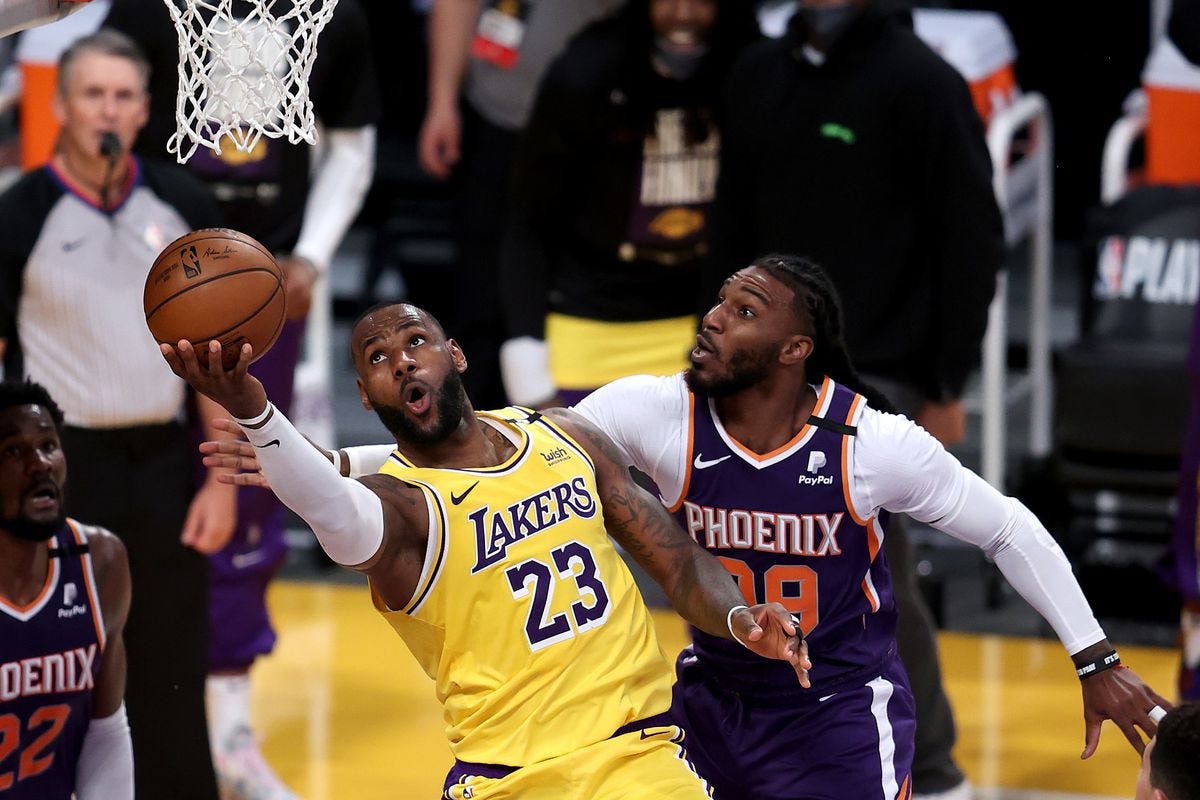 Lakers vs. Suns Final Score: LeBron leads L.A. to 2-1 lead over Phoenix -  Silver Screen and Roll