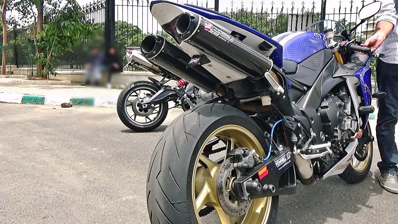 Yamaha R1 Twobrothers Racing Exhaust + Superbikes LOUD Fly-bys - YouTube