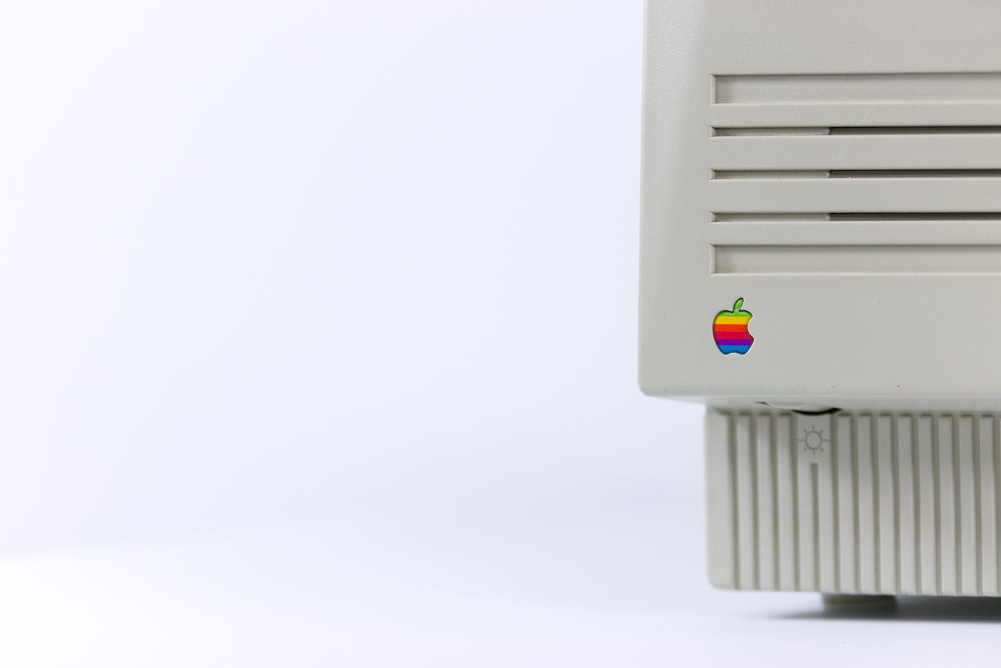A photo of a vintage Apple computer.