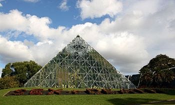 A picture of the hot house at the Botanical ga...