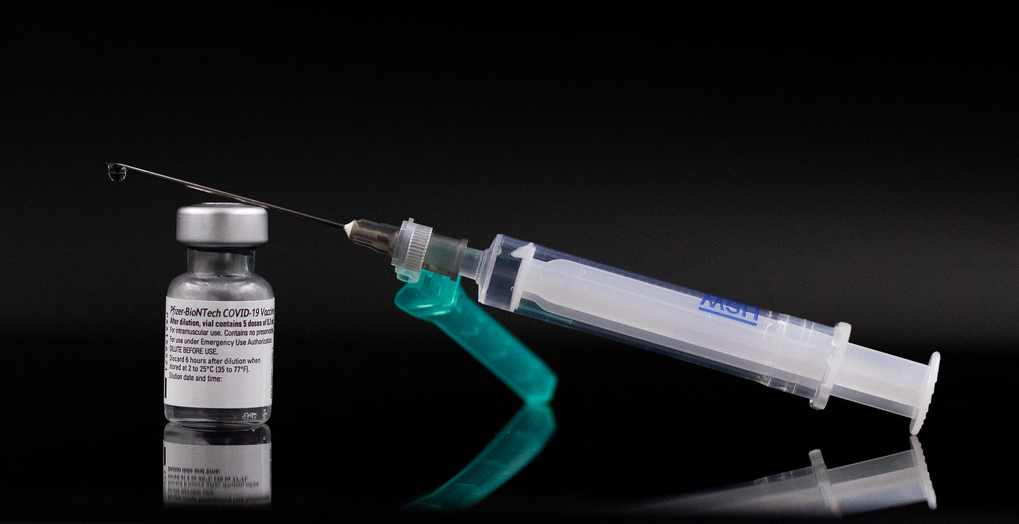 File:Covid19 vaccine biontech pfizer 2.jpg - Wikimedia Commons