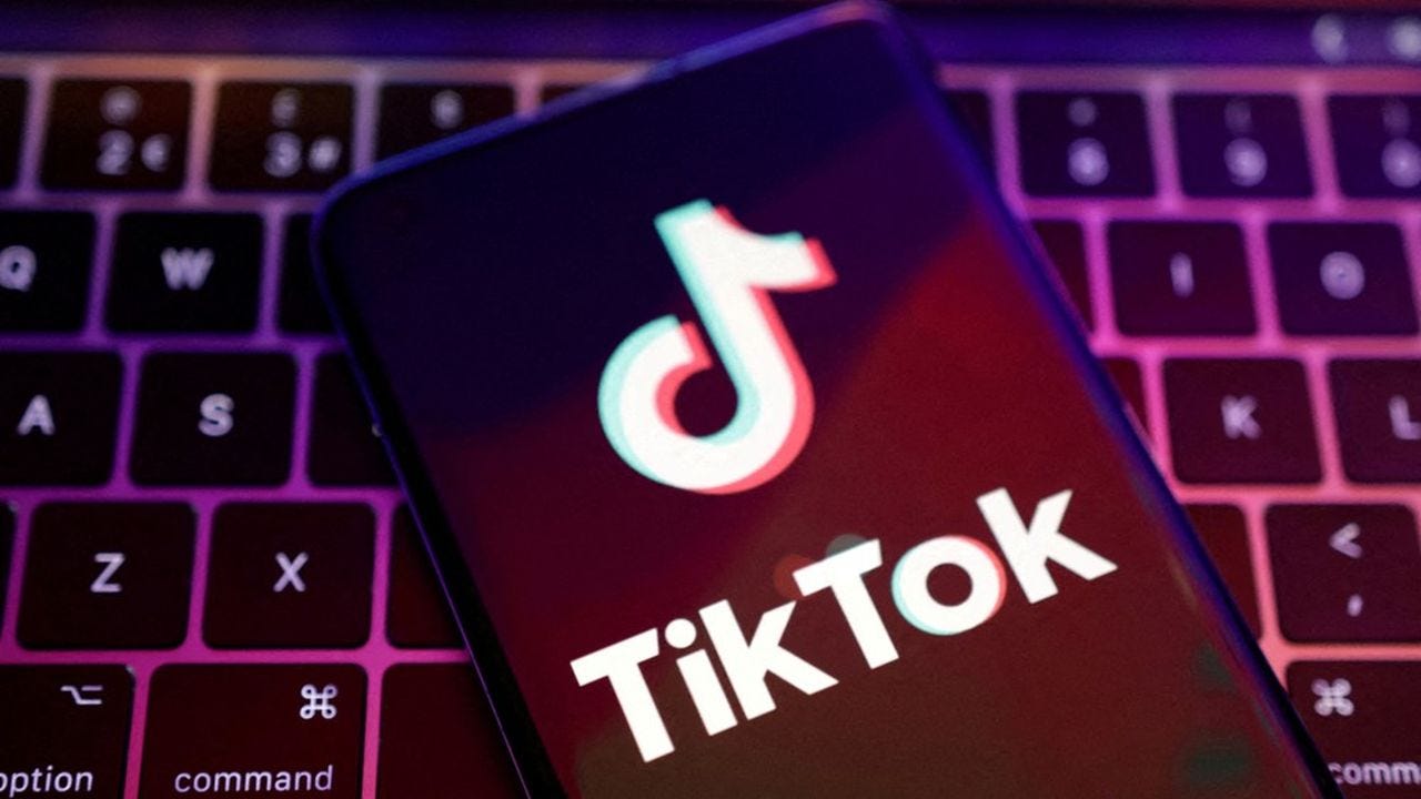 TikTok a innové sur les formats avec ses vidéos courtes, et le business model avec la rétribution des influenceurs, une pratique très courante en Chine.