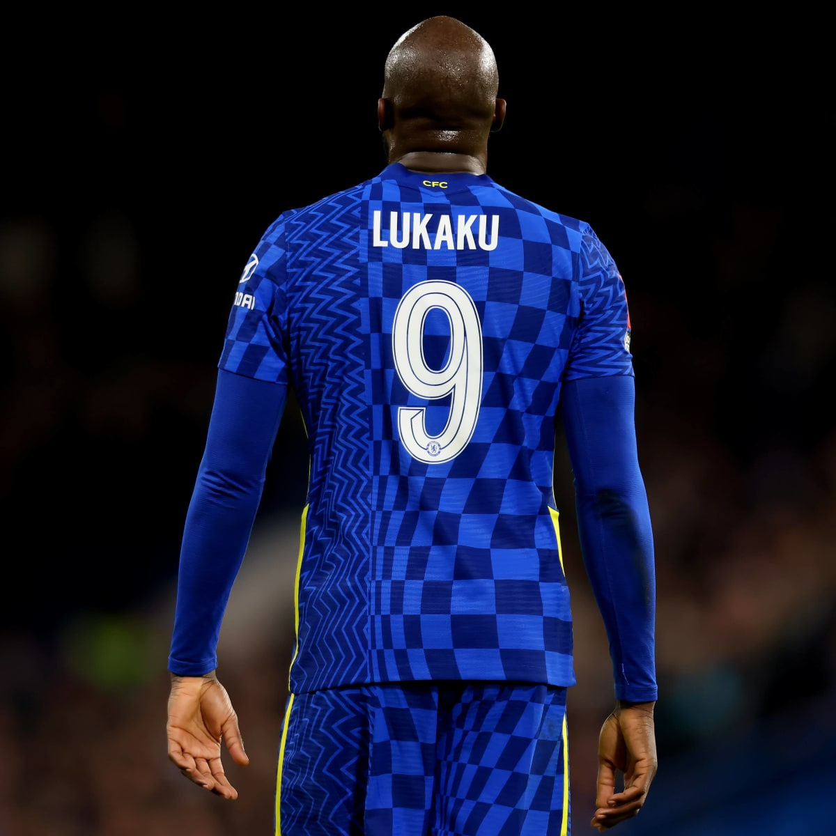 Report: Paris Saint-Germain consider making huge transfer swoop for Chelsea  striker Romelu Lukaku - Sports Illustrated Chelsea FC News, Analysis and  More