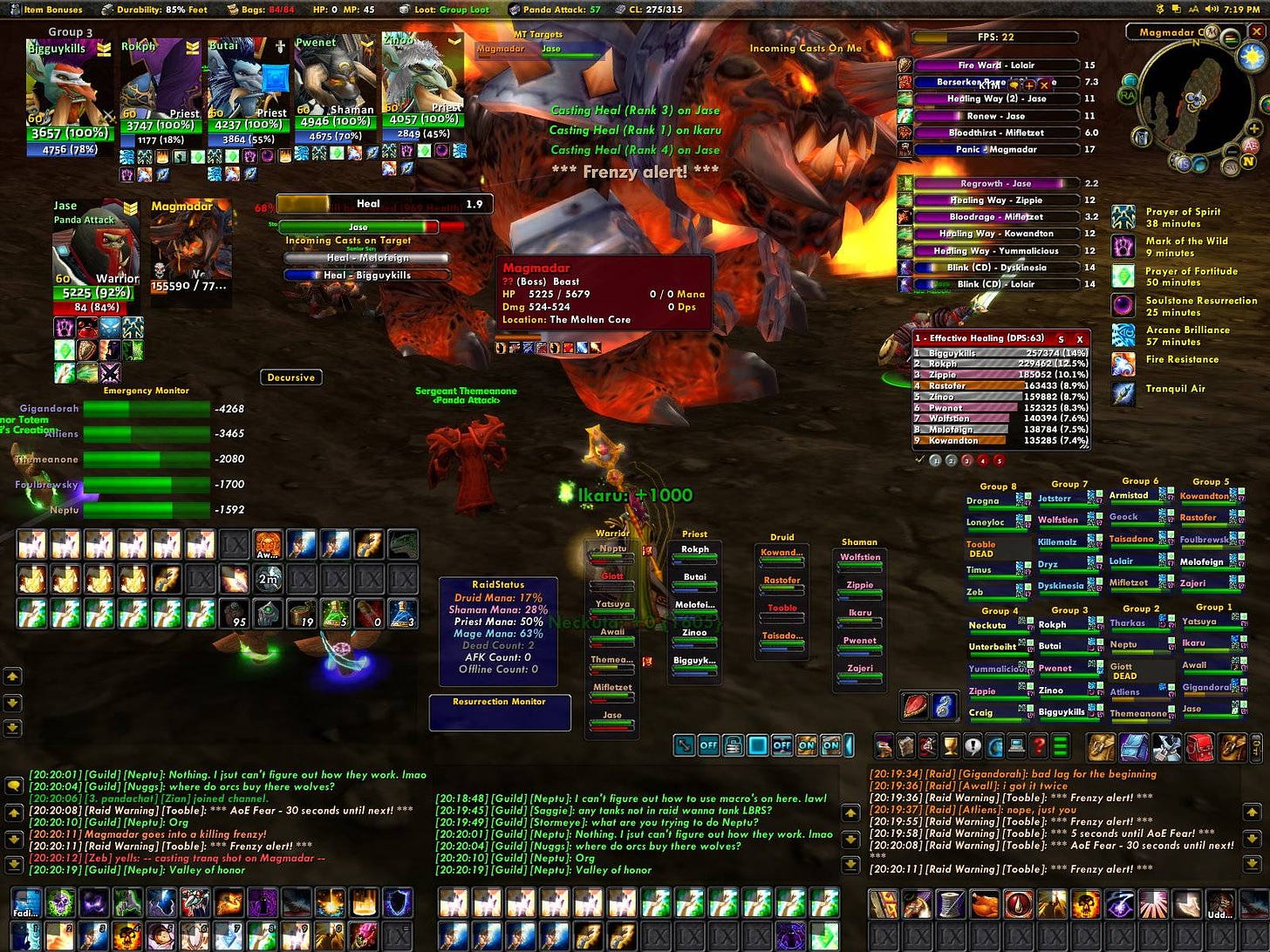 How do people play with such a cluttered UI? - General Discussion - World  of Warcraft Forums