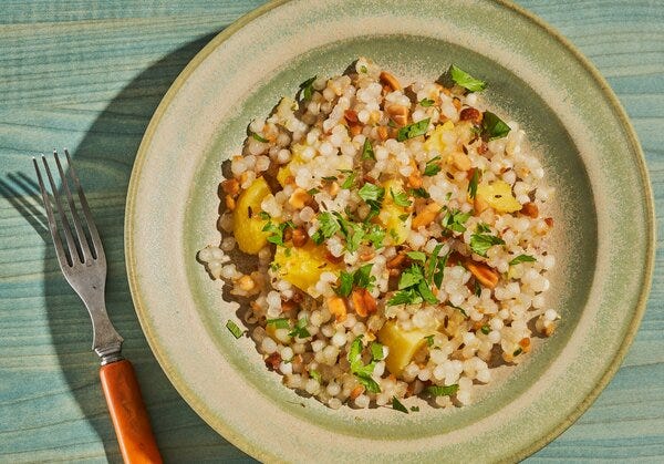 Sabudana Khichdi (Maharashtrian Tapioca Pilaf)