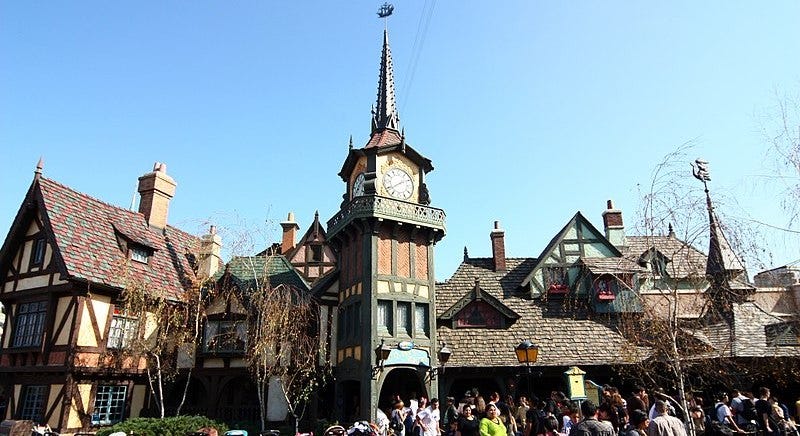 Entrance to Peter Pan's flight.