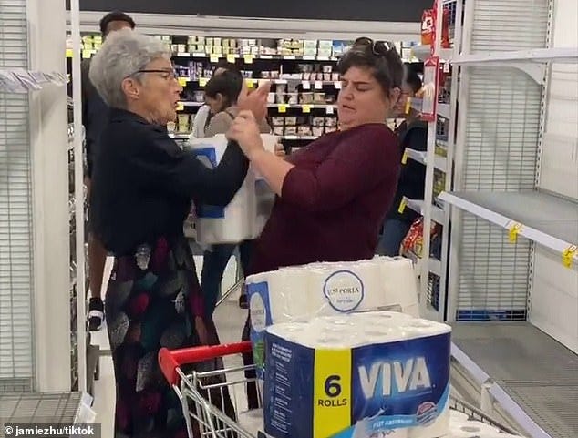 Coronavirus: Pauline Hanson calls people stockpiling toilet paper idiots -  use gum leaves instead | Daily Mail Online