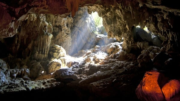 La caverne de JCK ? (photographe inconnu)