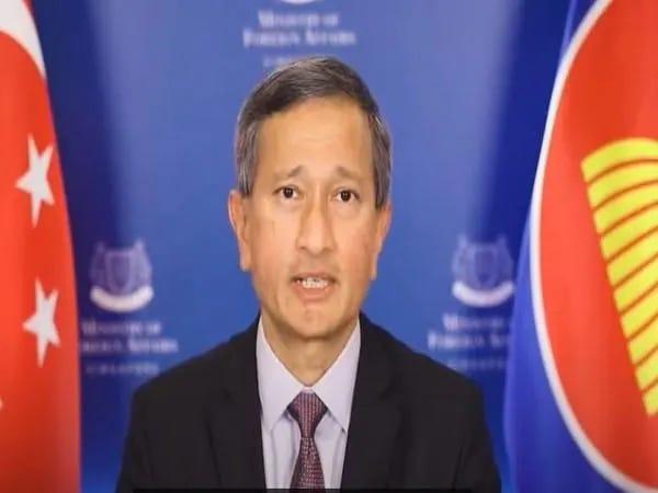 Singapore Foreign Minister Vivian Balakrishnan speaking at the inaugural session of INDO-ASEAN: Business Summit &amp; Expo.