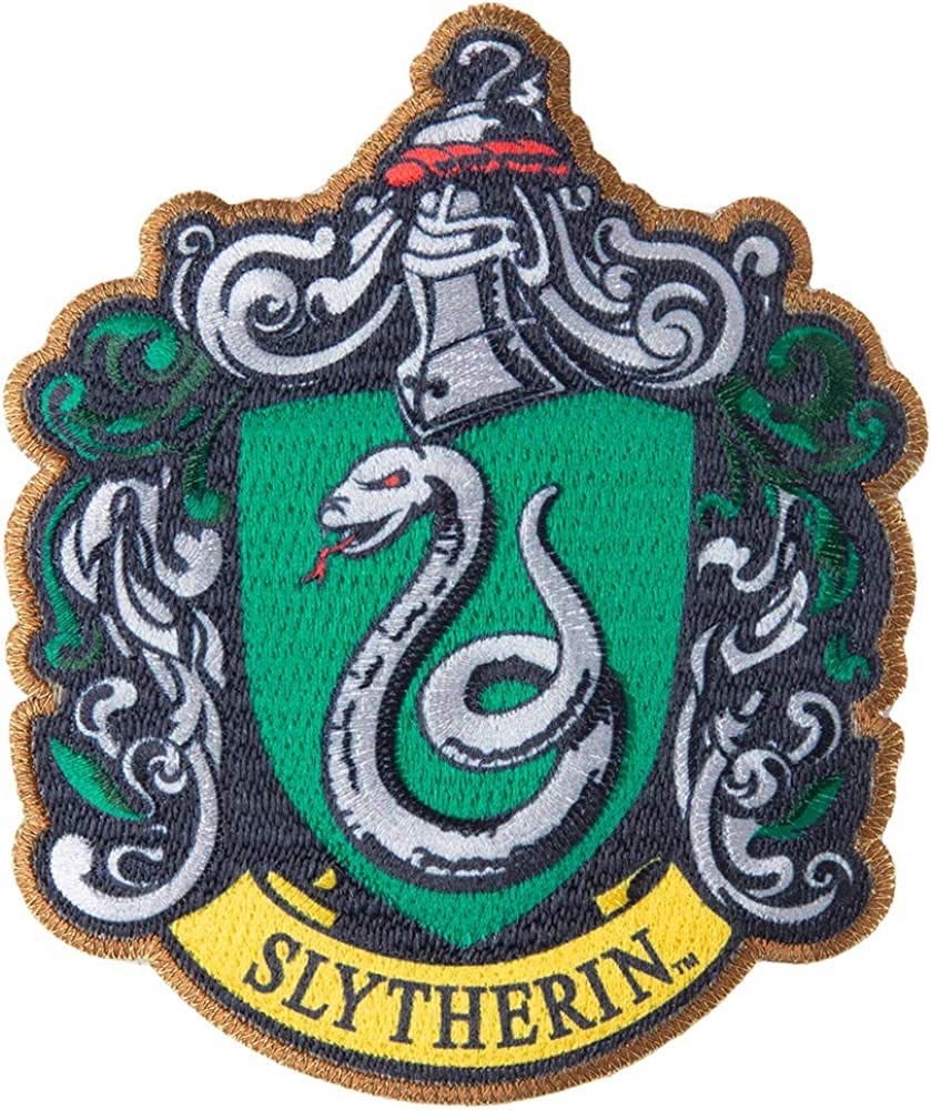 Amazon.com: Simplicity Harry Potter Slytherin House Emblem Applique  Clothing Iron On Patch, 3.5'' x 4.15