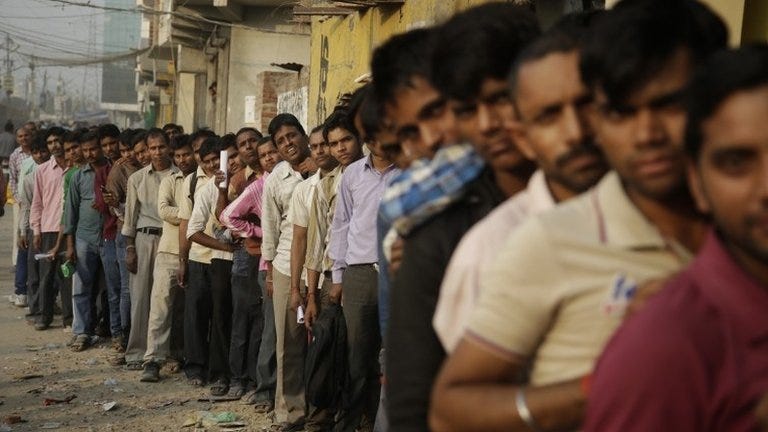 What do the cash queues tell us about India? - BBC News
