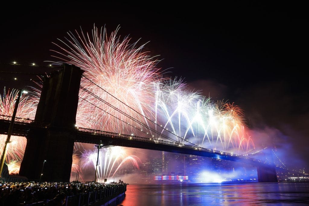 Macy&#39;s Fourth of July fireworks light up the Brooklyn Bridge