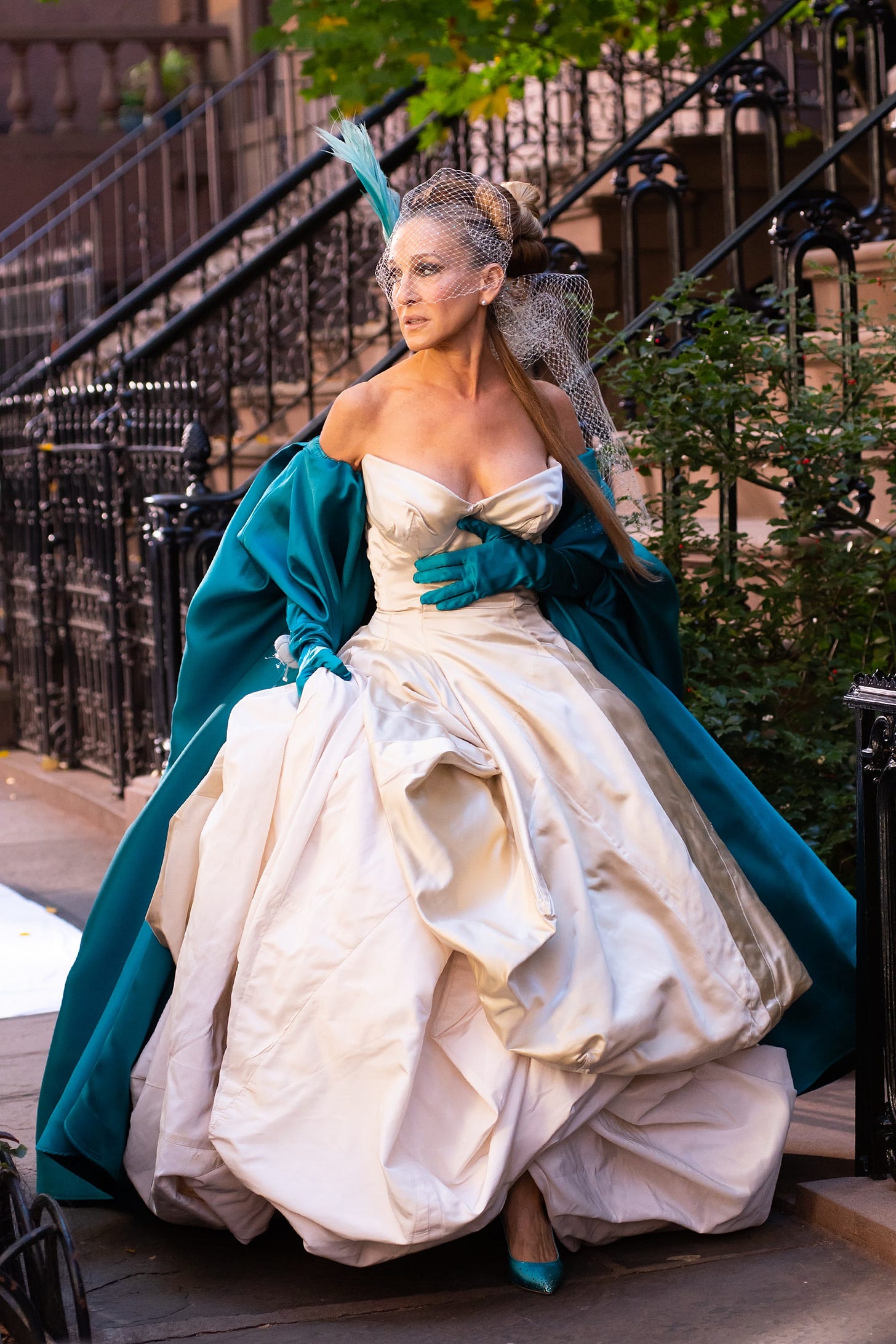And Just Like That… Carrie Bradshaw Brings Back The Vivienne Westwood Wedding  Dress | Vogue