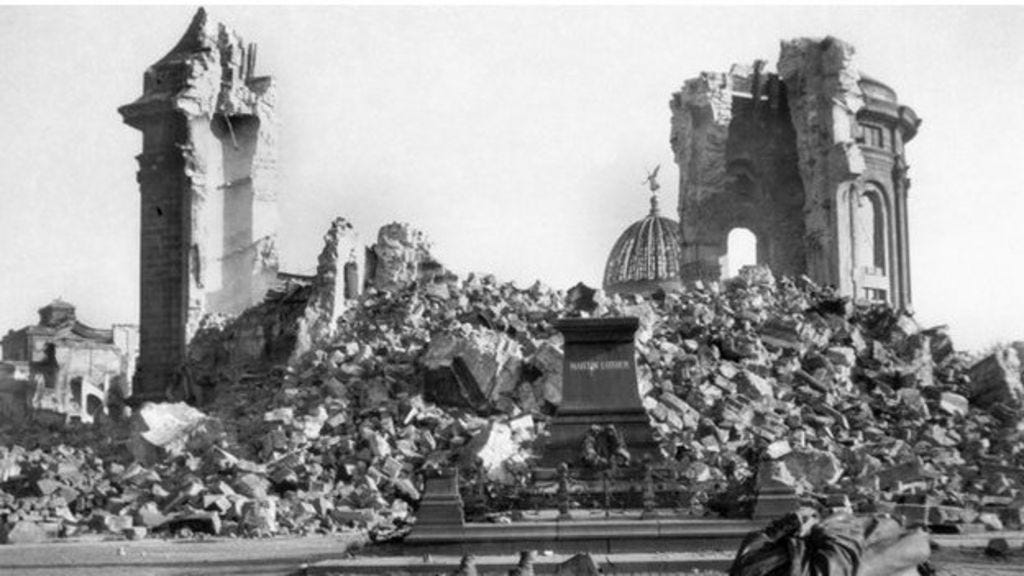 Dresden's firebombing haunts rebuilt German city - BBC News