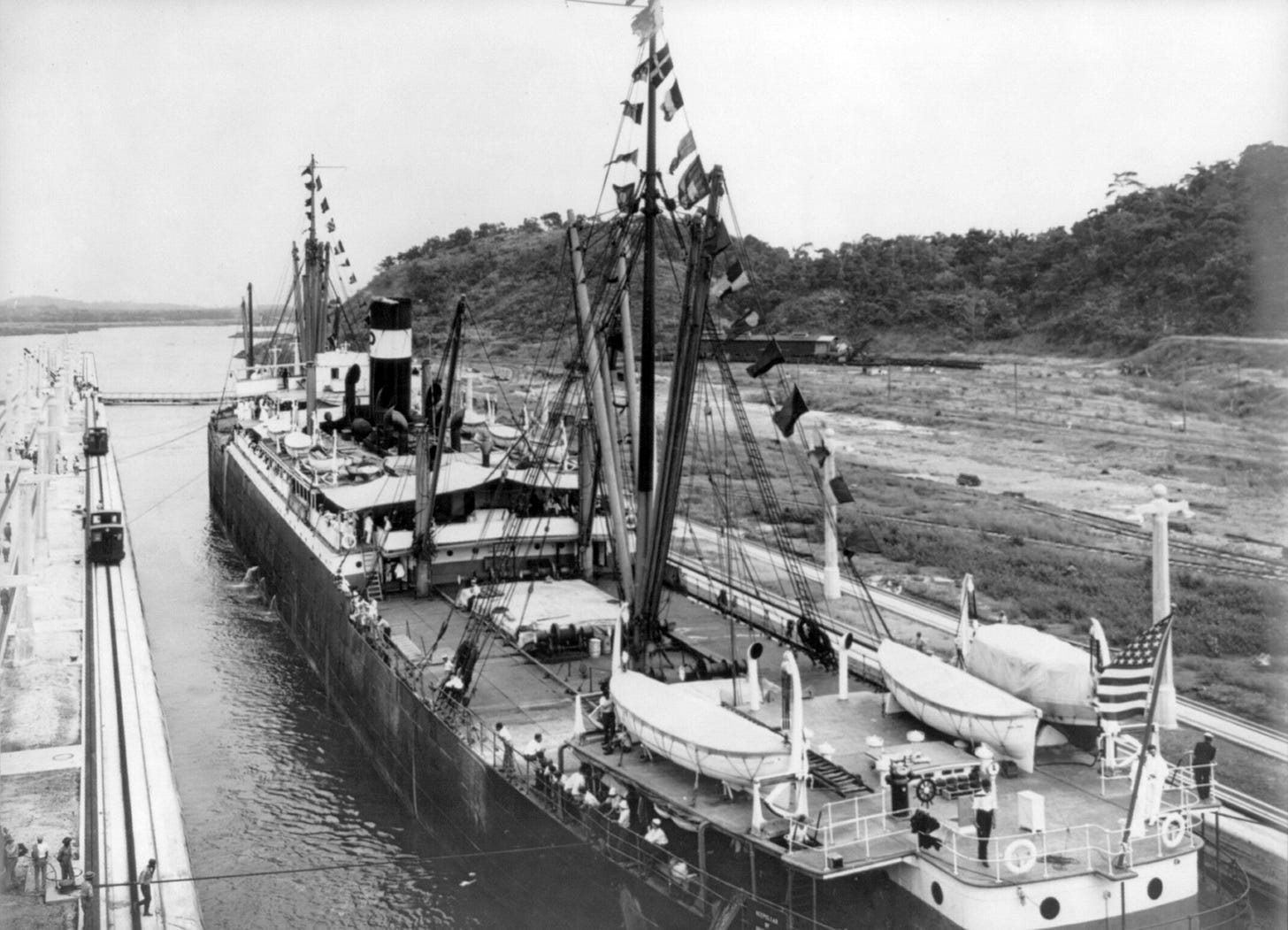 The Ancon makes the first passage through the new canal (US Library of Congress via Wikimedia Commons)