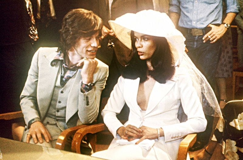 Beautiful Photos of Mick Jagger and Bianca Perez-Mora Macias on Their  Wedding Day in 1971 ~ Vintage Everyday