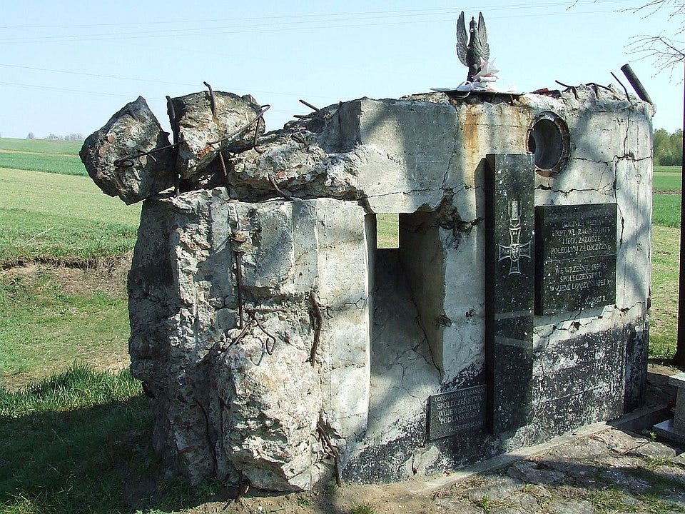 Ruins of bunker at Wizna from Wikipedia