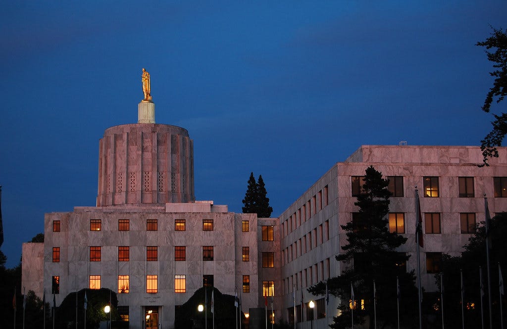 Salem Oregon's Capital Last Light