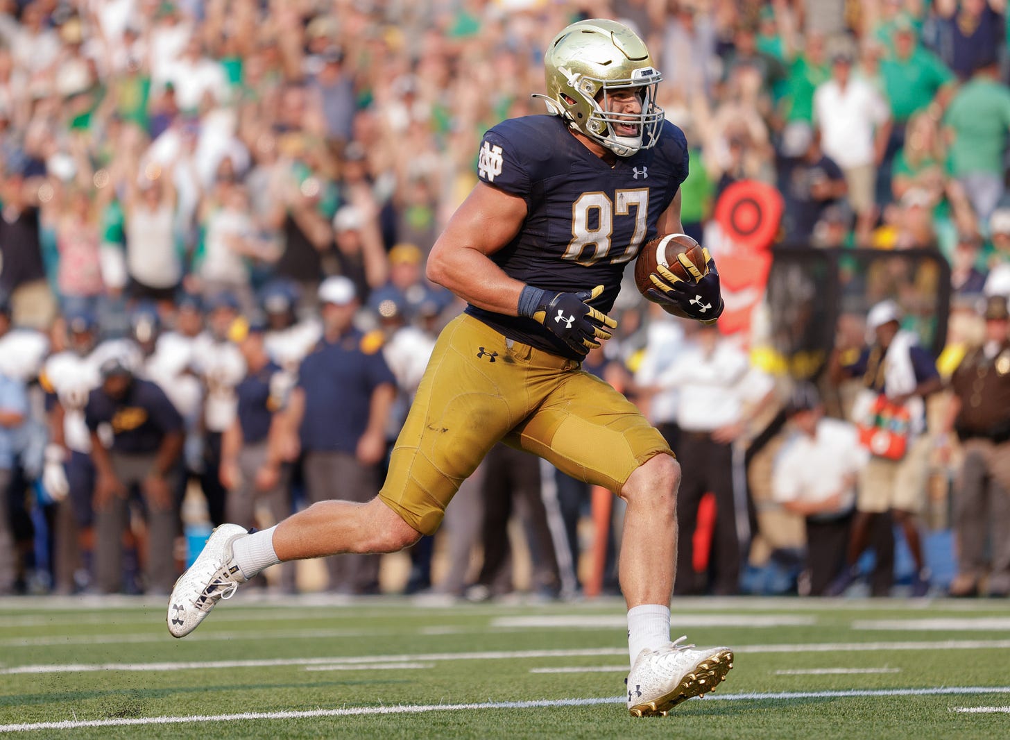 Notre Dame football: Could Michael Mayer be the best TE in Irish history?