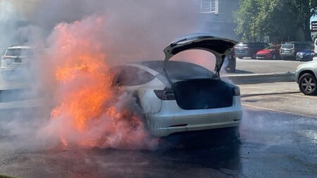 Fuego Tesla Stamford Fire Departament 2