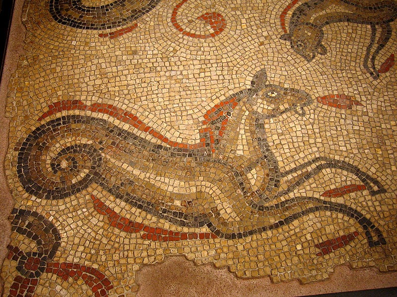 Archivo:Roman Baths, Bath - Sea Horse Mosaic.jpg