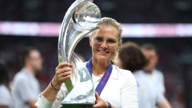 Sarina Wiegman: FA to hold talks over new contract for England manager -  BBC Sport