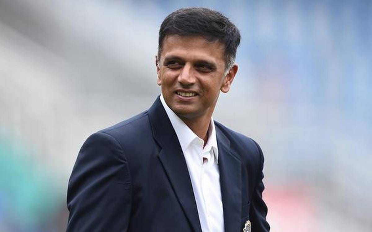 Rahul Dravid formally applies for head coach&#39;s post - The Hindu
