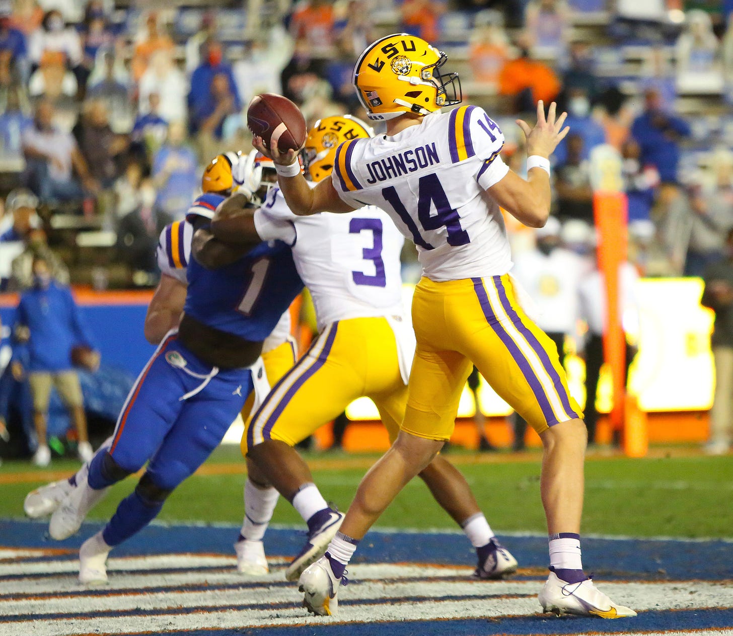 Max Johnson takes first snaps at QB for LSU football as spring drills open