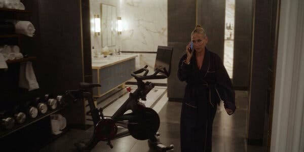 The offending Peloton soon gathers dust in &ldquo;And Just Like That,&rdquo; starring Sarah Jessica Parker as Carrie Bradshaw.