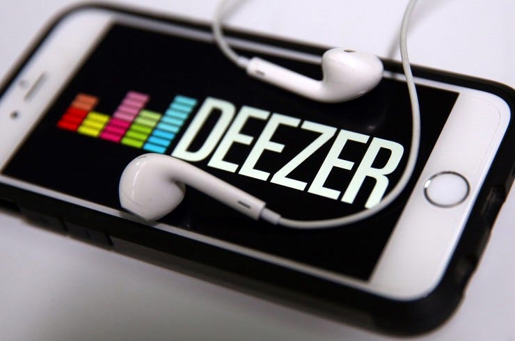 Deezer iphone billboard 1548