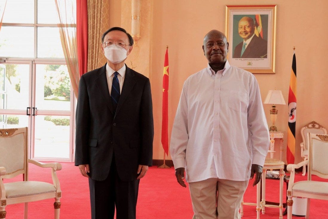 Chinese diplomat Yang Jiechi and Ugandan President Yoweri Museveni advocated closer ties between their nations when they met on Sunday. Photo: Xinhua