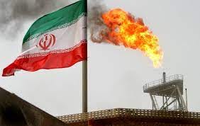 Iran fights fire in southwest after oil pipeline spill - reports | Reuters