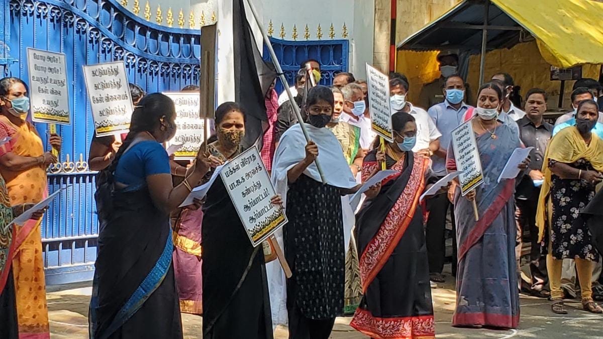 Tamil Nadu: DMK, allies hold black flag protest against Centre - India News