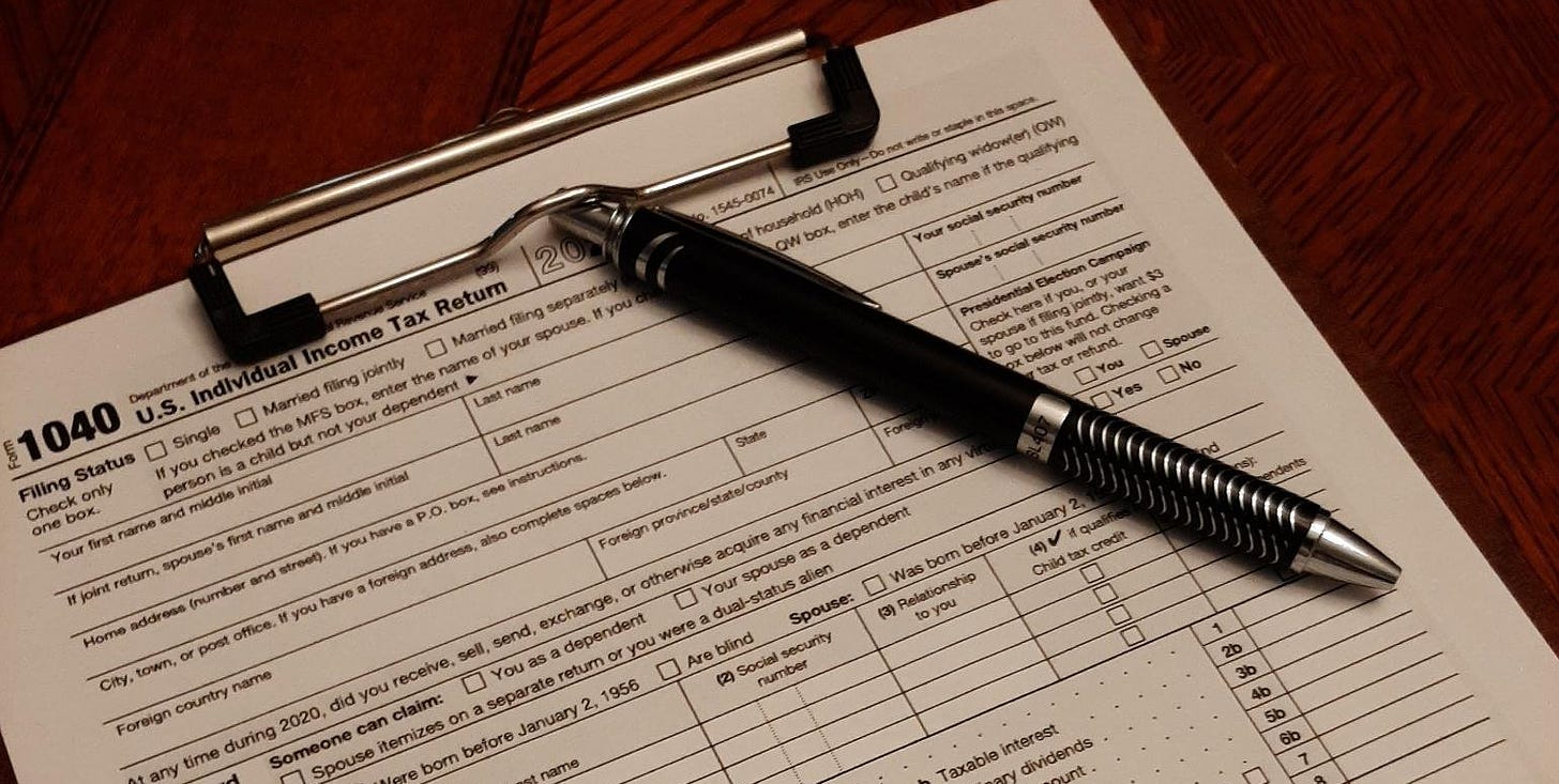 Picture of IRS Form 1040 on a clipboard