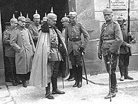 Kaiser Wilhelm II, August von Mackensen and others wearing Pickelhauben with cloth covers in 1915